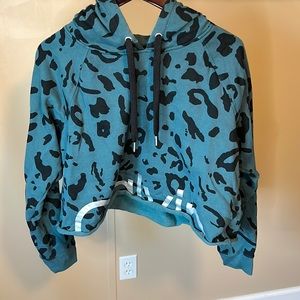 Leopard cropped hoodie